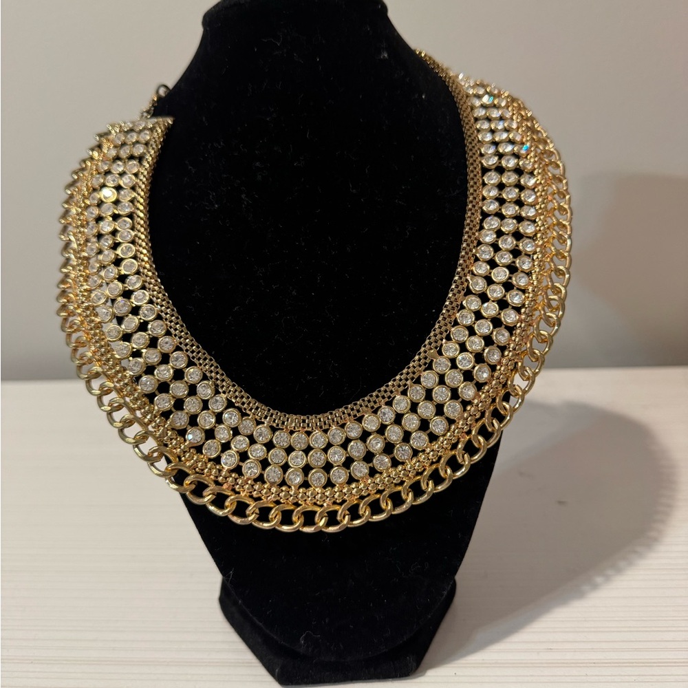 Elegant Gold and Silver Women's Necklace